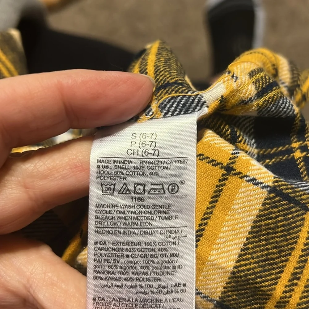 Old Navy plaid flannel shirt with hood